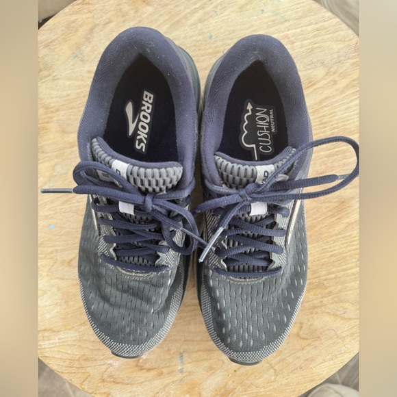 BROOKS 11 DYAD DNA ombré purple/charcoal Size Women’s 8.5 - Picture 6 of 9